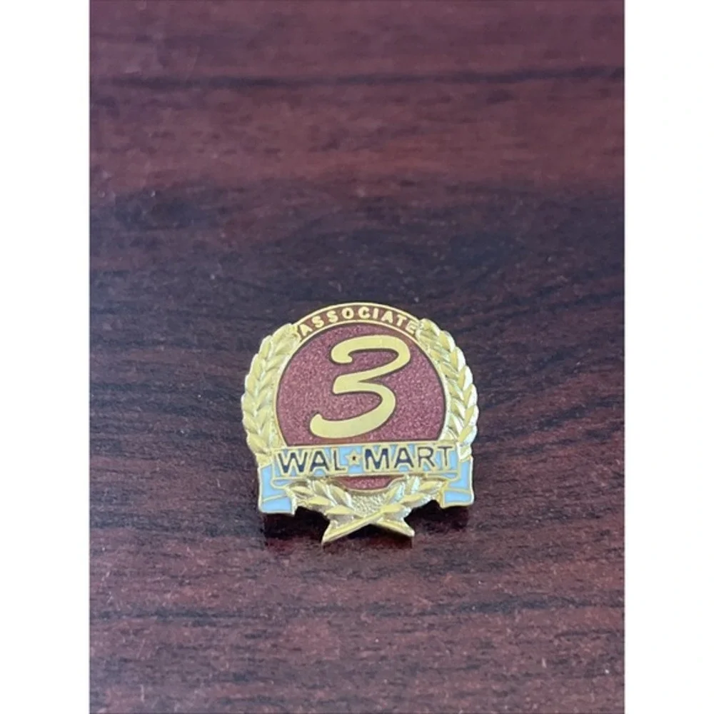 Walmart‎ 3 Year Anniversary Lapel Hat Pin